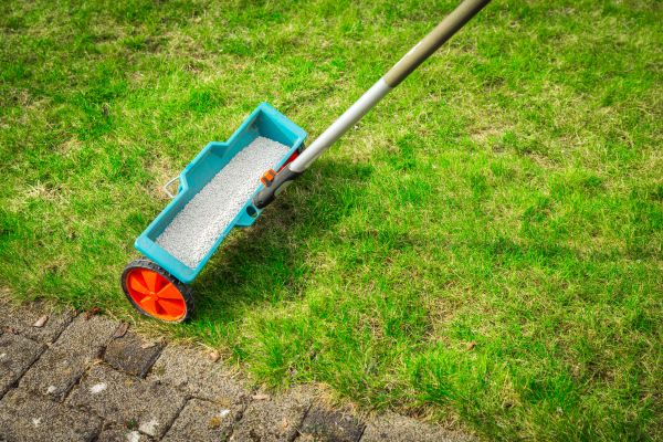 Cost of Commercial Lawn Treatment in Stamford